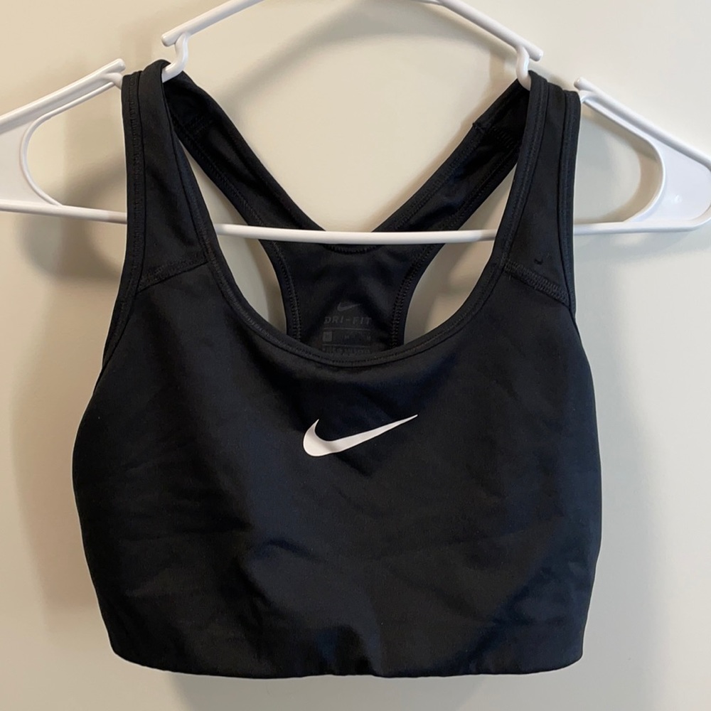 Black Nike sports bra